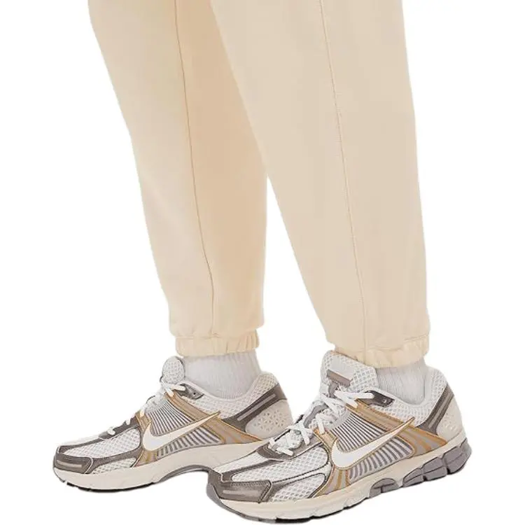 Nike Wool Classics Fleece Pants-4
