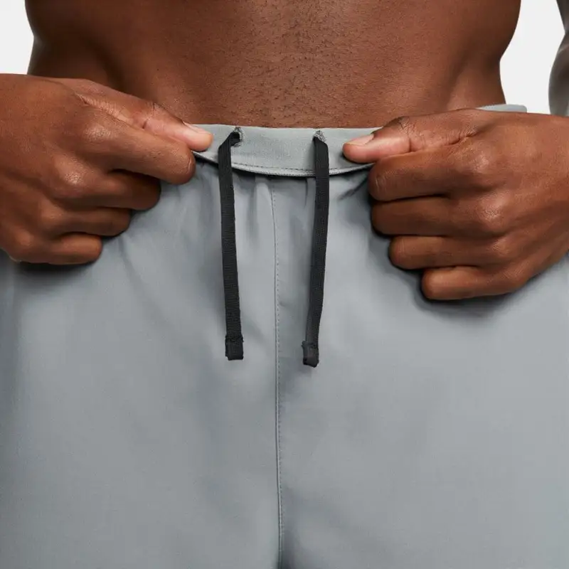 Nike Challenger Men's Dri FIT 7' 2 in 1 Running Shorts-5