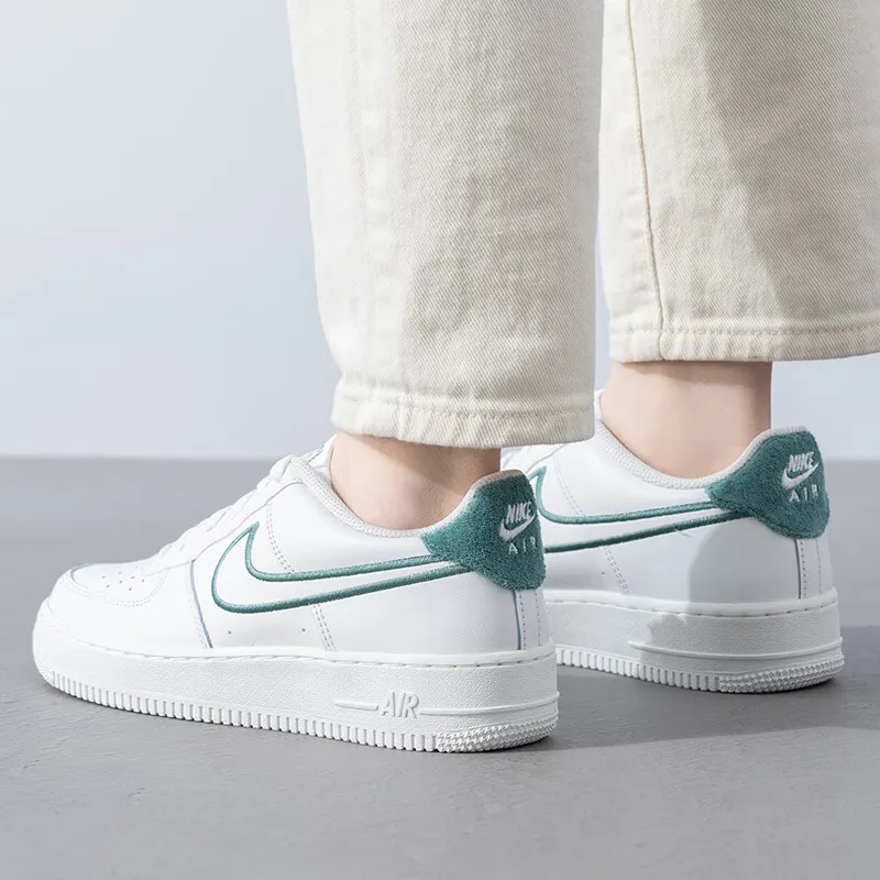 Nike Air Force 1 LV8 3 'Resort & Sport' GS-3