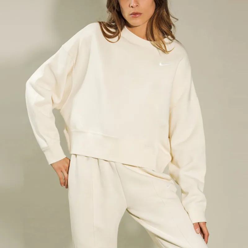 Nike Women's Sportswear Essential Crewneck White-4