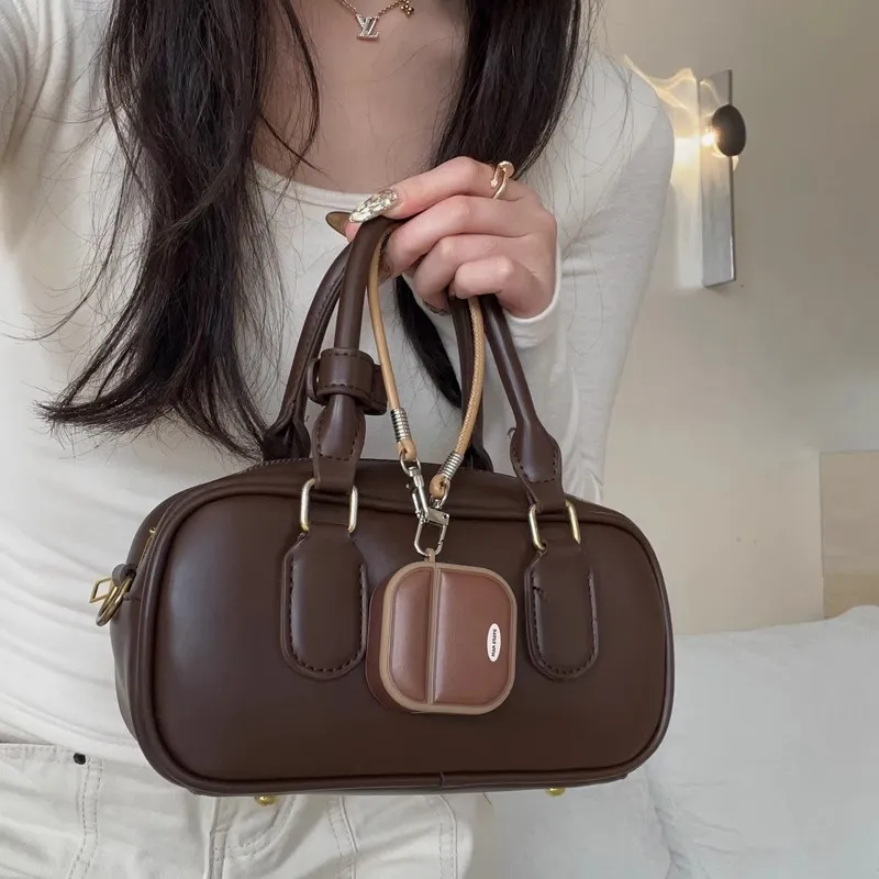 Wei Xin Headphone Cases-1