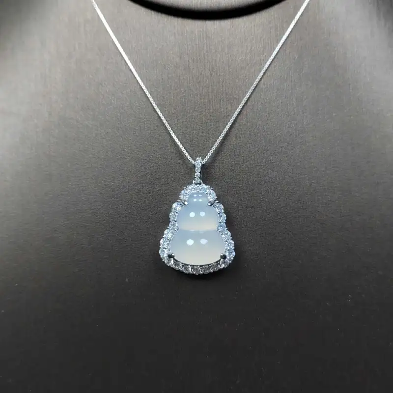 JUNWEN Chalcedony Necklaces Women's-1