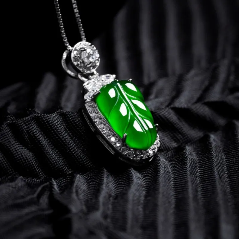 KALAIYIN Ice Glutinous Jadeite Necklaces Unisex-3