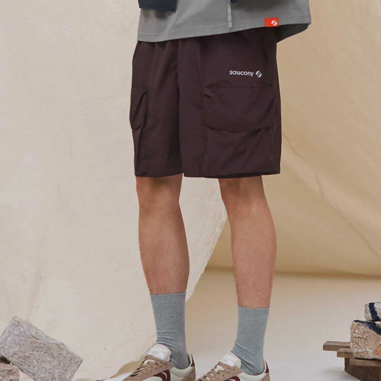 Saucony Cargo Shorts Unisex Burgundy-3