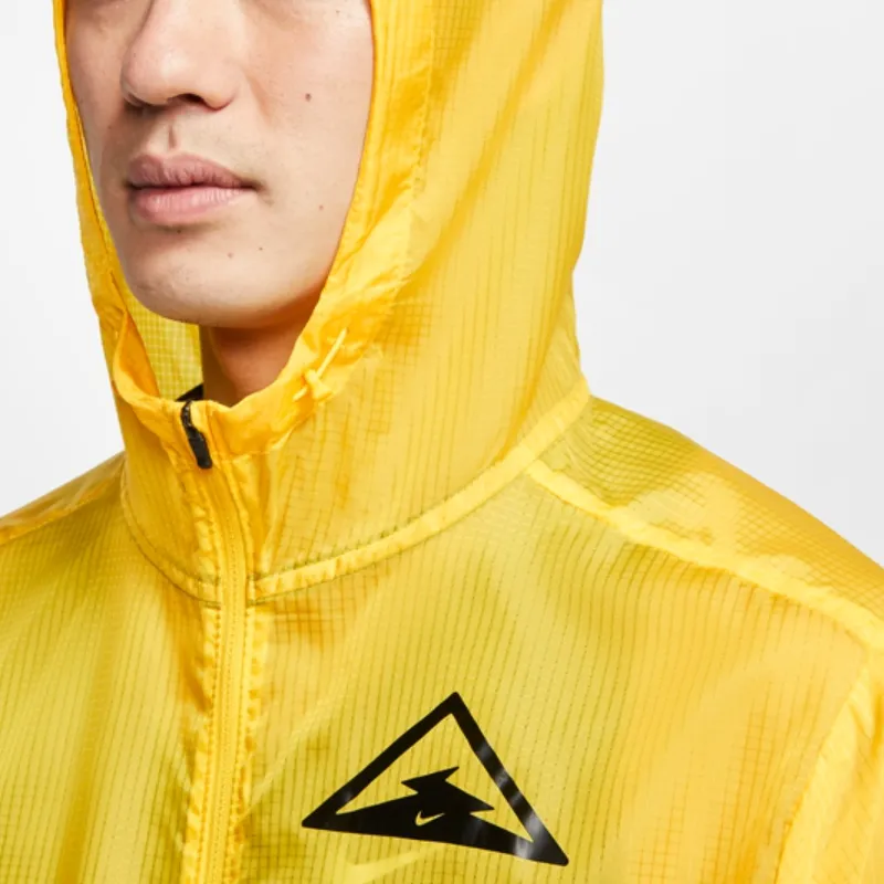Nike Sun Protection Clothing Men Yellow-2