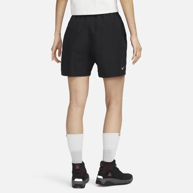Nike ACG Women'ss Logo Embroidered Straight-Leg Shorts Black-2