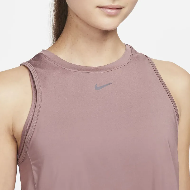 Nike One Classic Women's Dri-FIT Cropped Tank Top-4