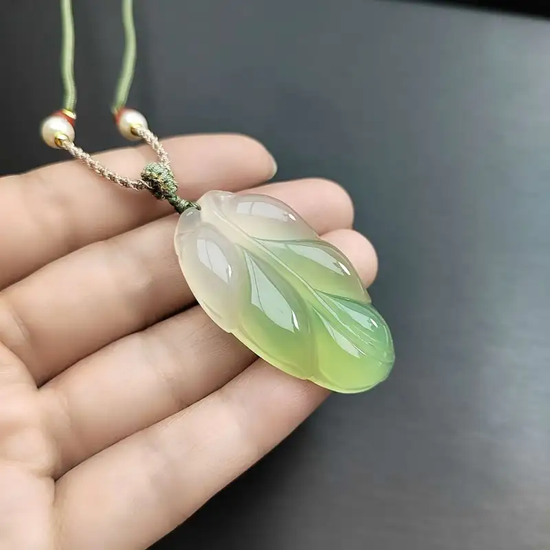 Gifts Chalcedony Jade Necklaces Unisex-9