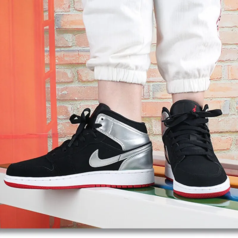 Jordan 1 Retro Mid Johnny Kilroy-1