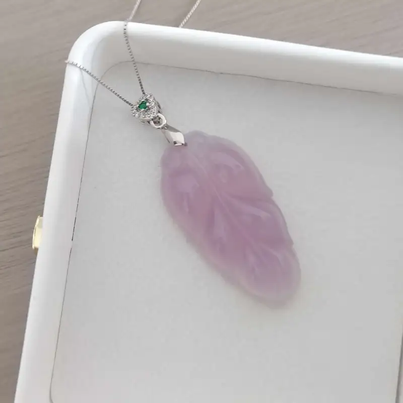 Grace Chalcedony Necklaces Unisex-1