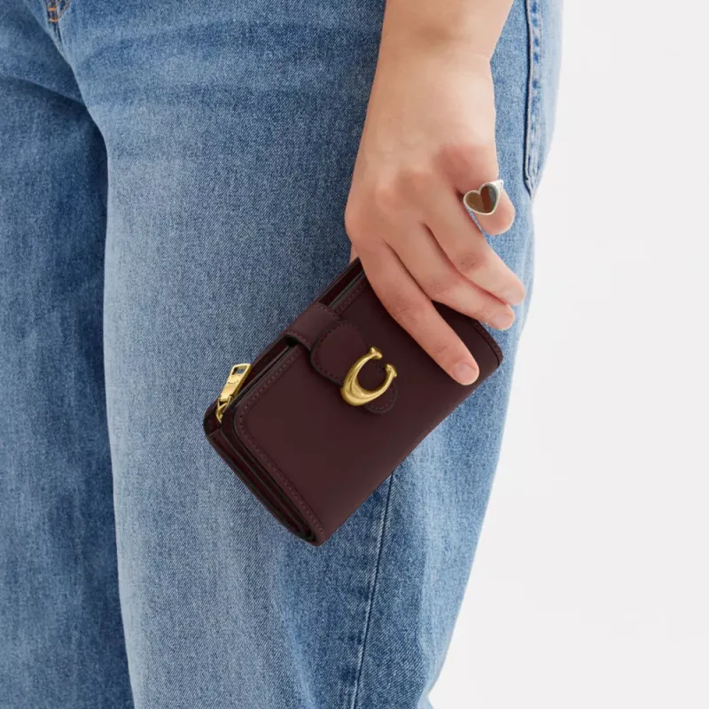 COACH Smooth Leather Wallet Medium Size Women's Burgundy-2