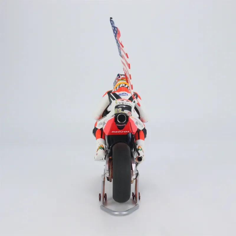 MINICHAMPS Motorcycle Model Honda RC211V Nicky Hayden World Champion Assembled Models-1
