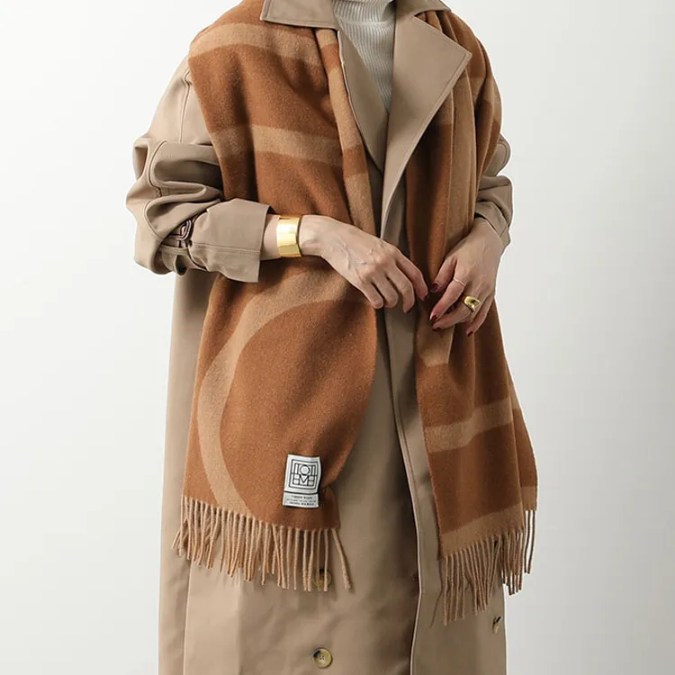 TOTEME Virgin Wool Shawls Women's Camel-1