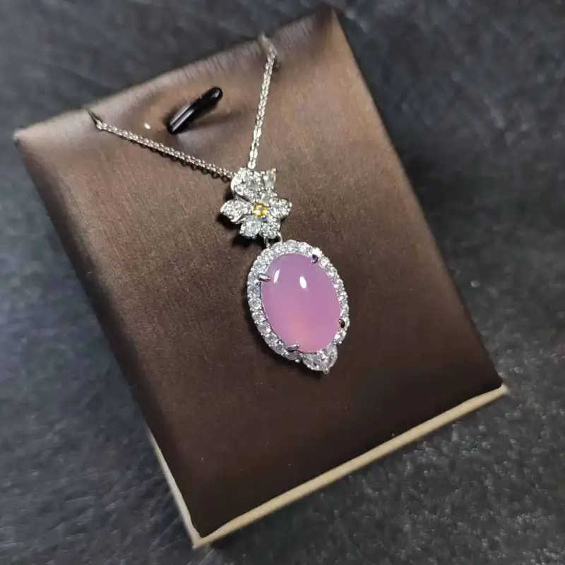 JUNWEN Chalcedony Necklaces Unisex-7