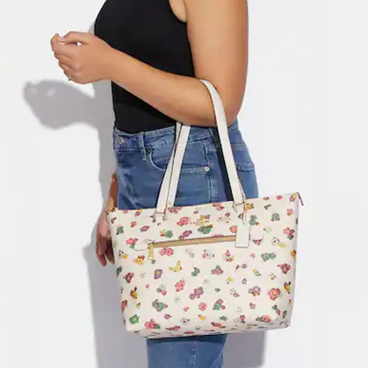 COACH Gallery Handbags-3