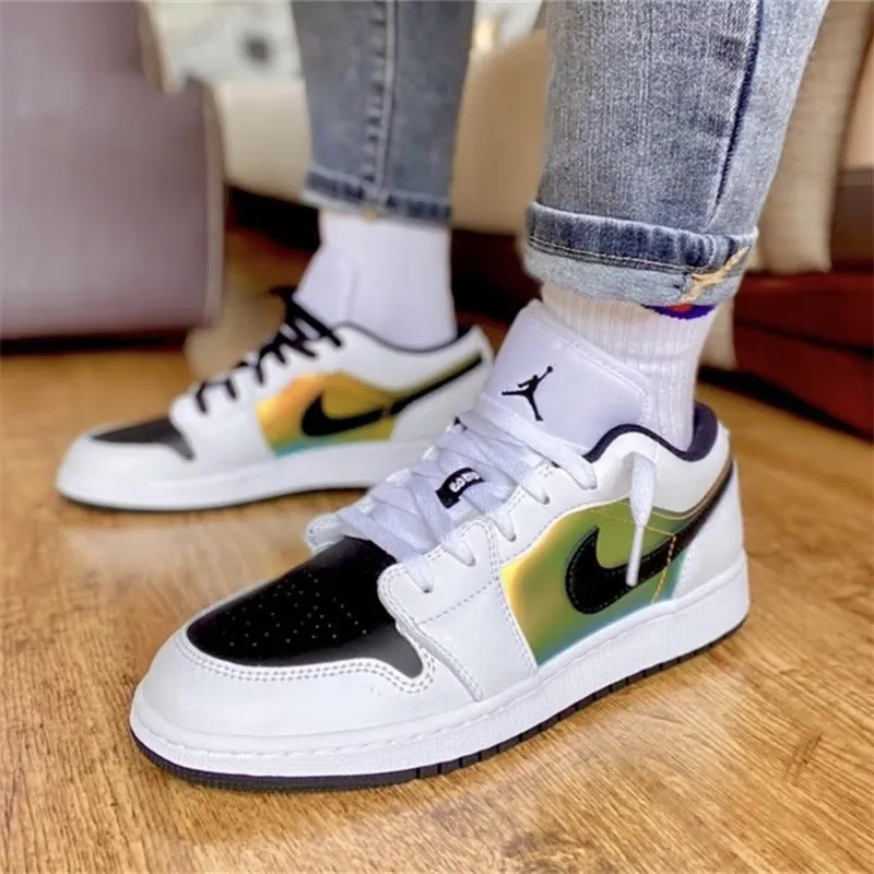 Air Jordan 1 Low SE Color Shifting GS-1