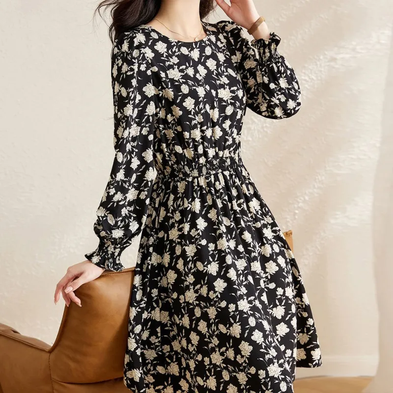 Still Quiet Long Sleeved Dress Women's Black-8
