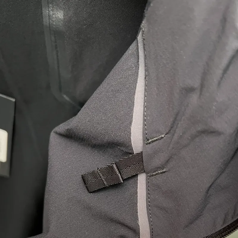 Arcteryx VEILANCE SECANT COMP Jackets Men-1