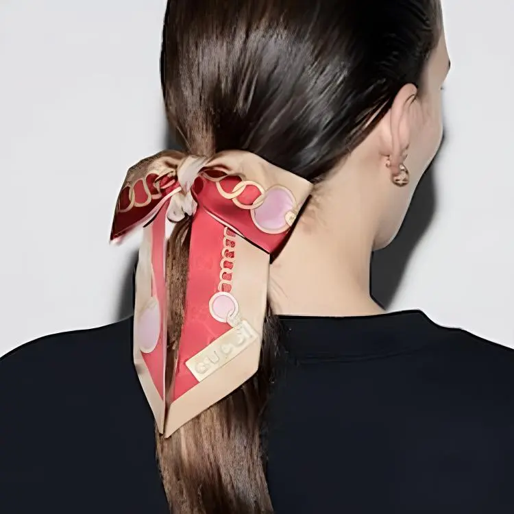 GUCCI Gg GUCCI Chain-print Scarf-1