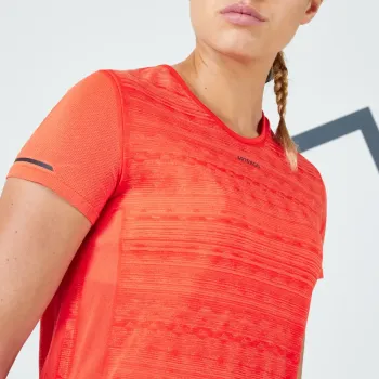 DECATHLON T-Shirt Women's Vermilion/Bioluminescent Coral Orange