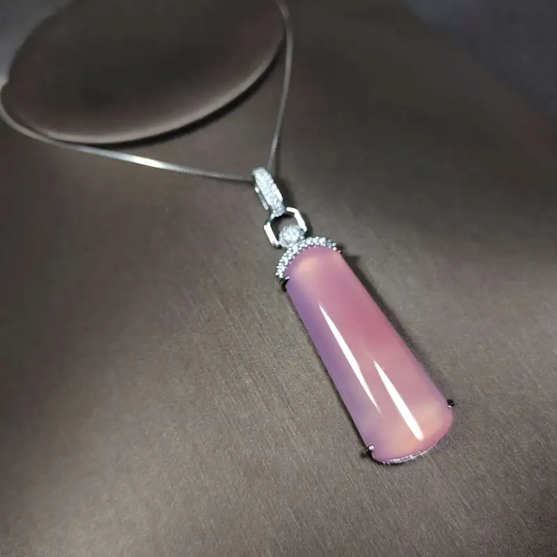 Grace Chalcedony Necklaces Women's-2