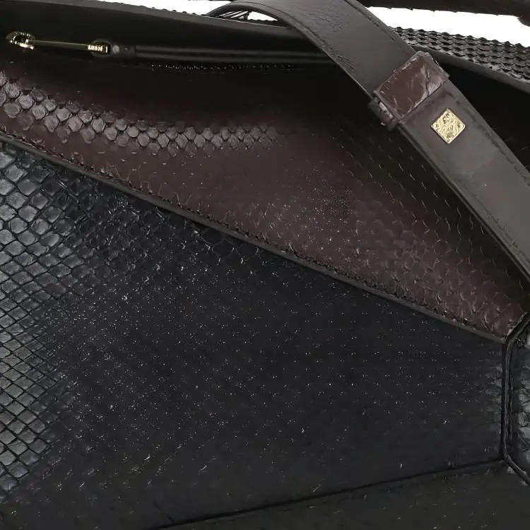 LOEWE Anagram Leather Shoulder Bag, Crossbody Bag, Handbag Unisex Black-4