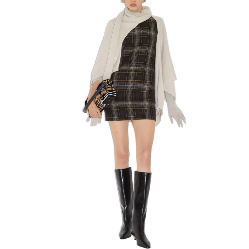 FENDI Cashmere Poncho-2