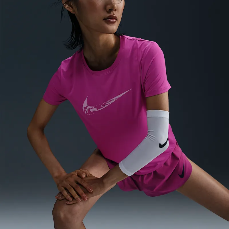 Nike T Shirt Women's Pink Purple-4
