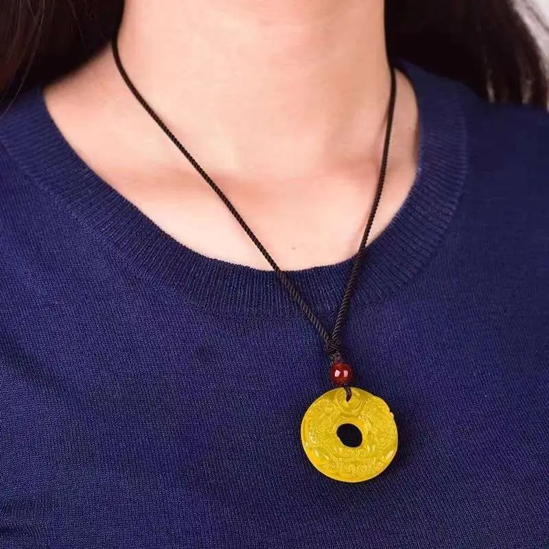 JUNWEN Chalcedony Necklaces Unisex-3