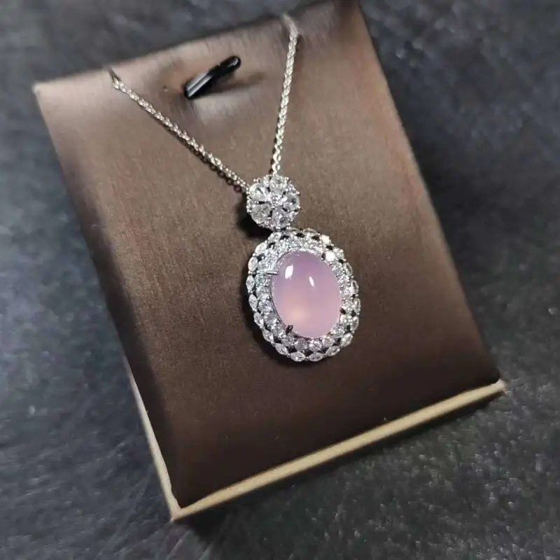JUNWEN Chalcedony Necklaces Unisex-5