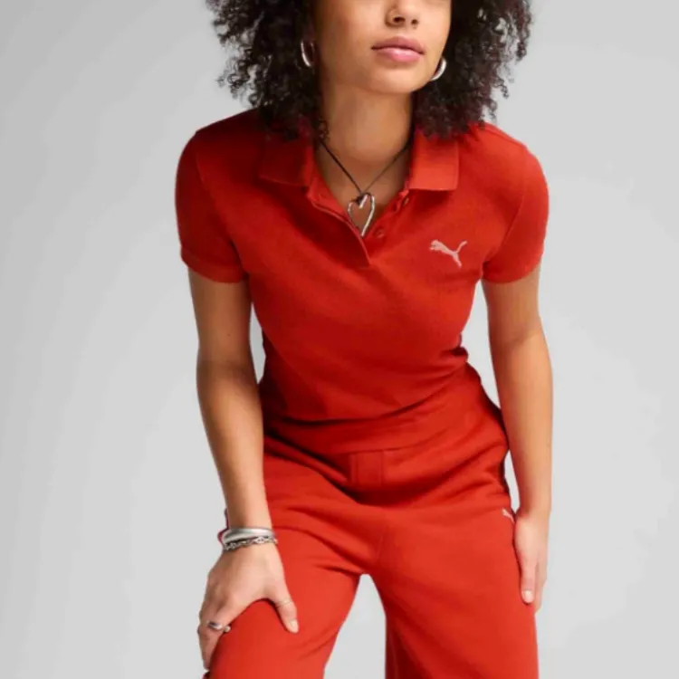 PUMA Playera Oversize Premium Essentials Para Mujer-2