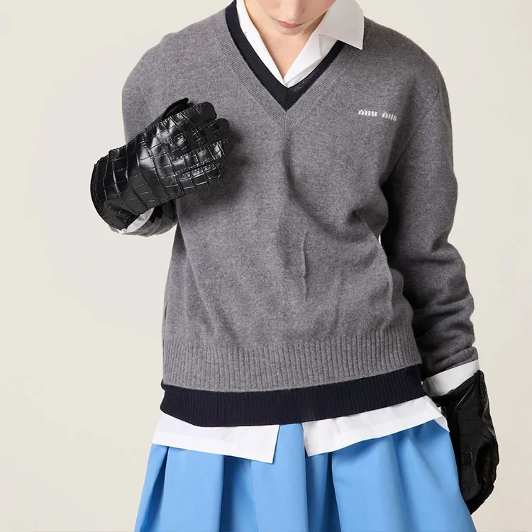 MIU MIU Silk Cashmere V Neck Sweater Grigio Blu-1