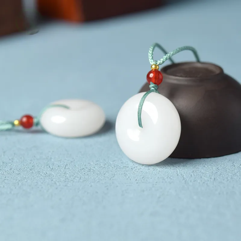 Tokai Family Golden Silk Jade Necklaces Unisex-2