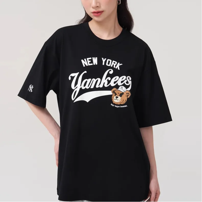MLB Frowning Bear Collection New York Yankees SS25 T Shirt Unisex Black-2