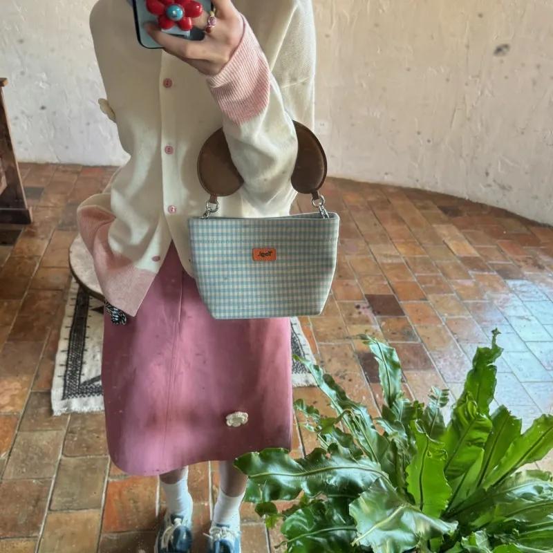 Tagi. Shoulder Bags-4