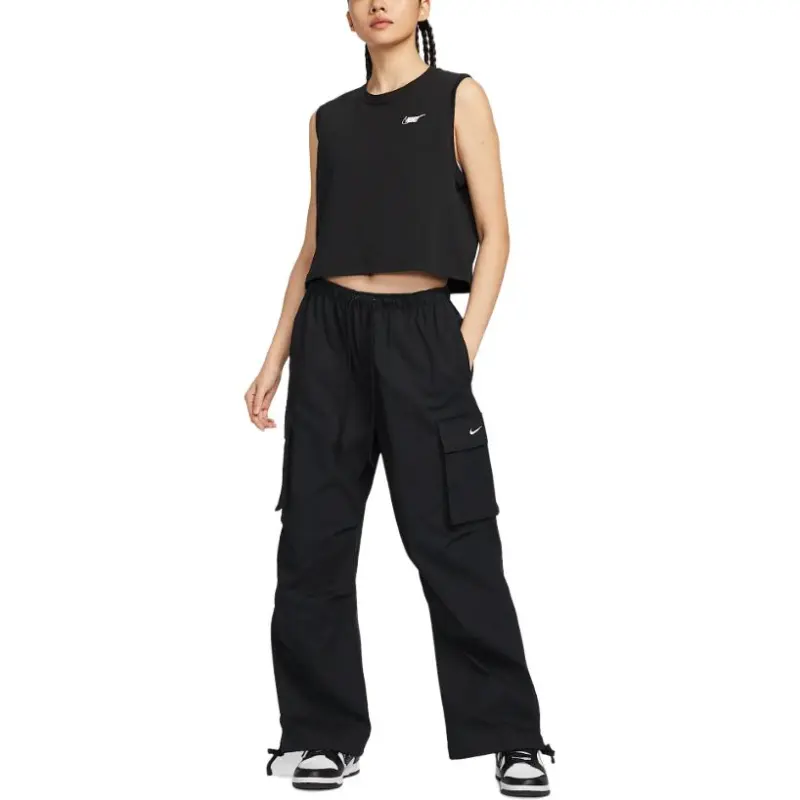 Nike Sportswear Club T Shirt Women's Black-2