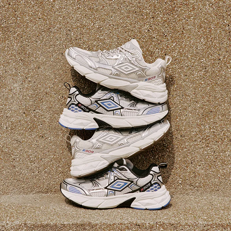 Umbro Anti-Slip Wear-Resistant Low-Top Casual Shoes Unisex Silver White-19