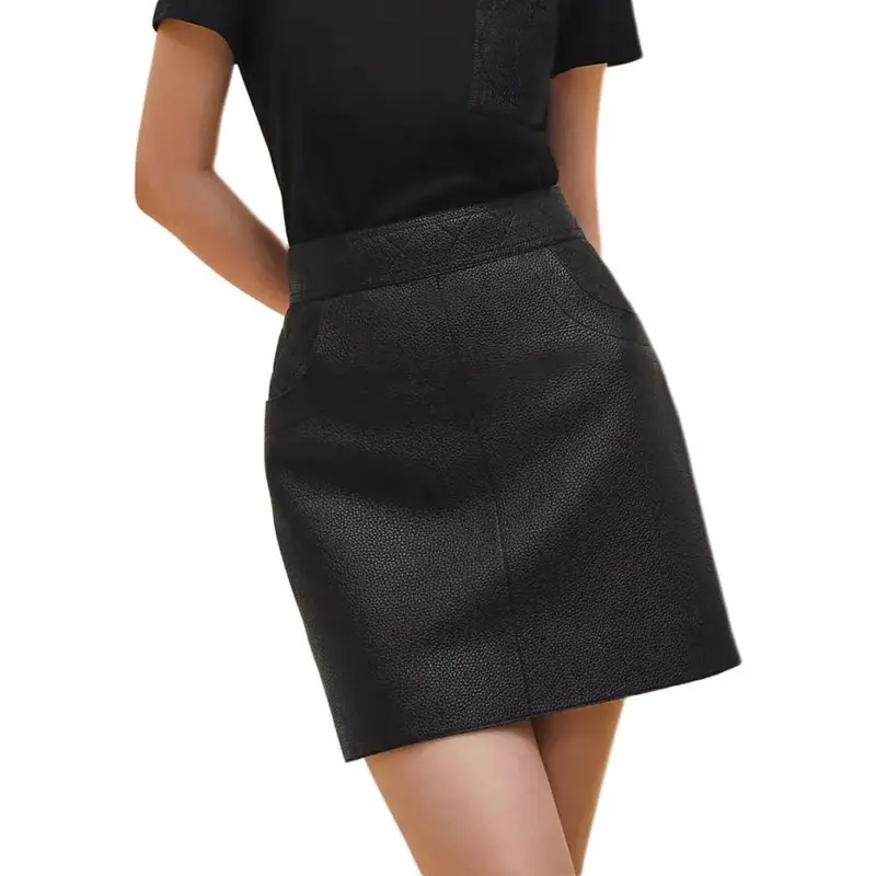 HERMES Regular T Shirt Women's Black-4