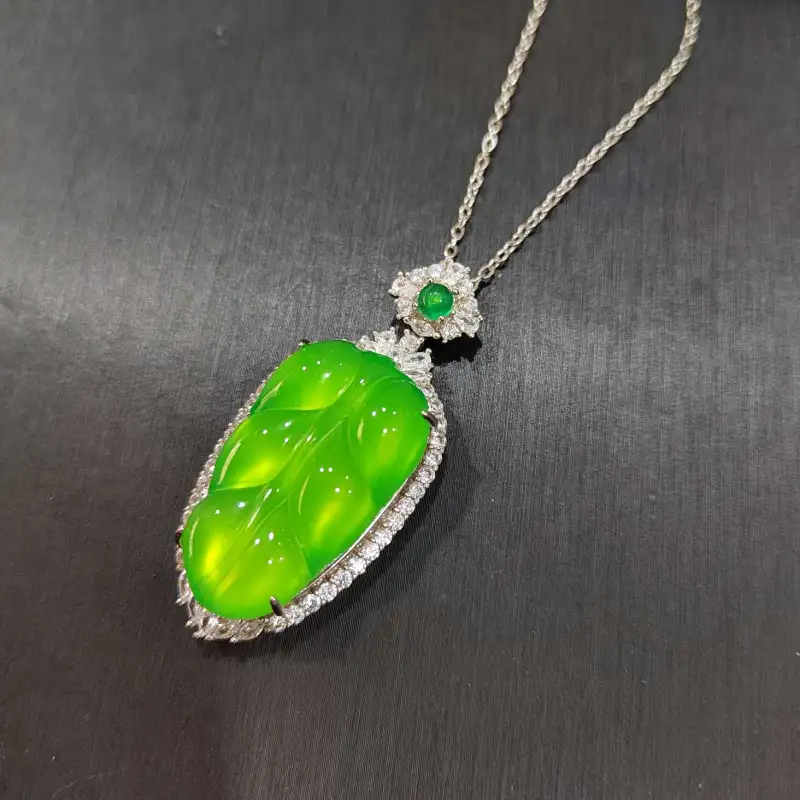 Gifts Chalcedony Jade Necklaces Unisex-9