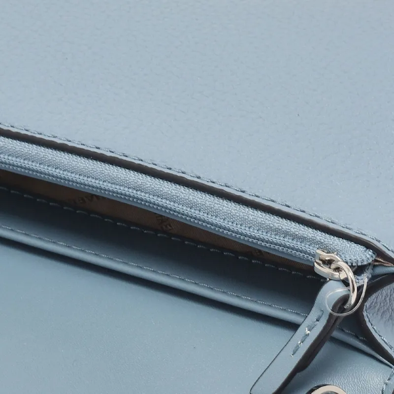 MICHAEL KORS Jet Set Leather Clutch Women's Blue-4