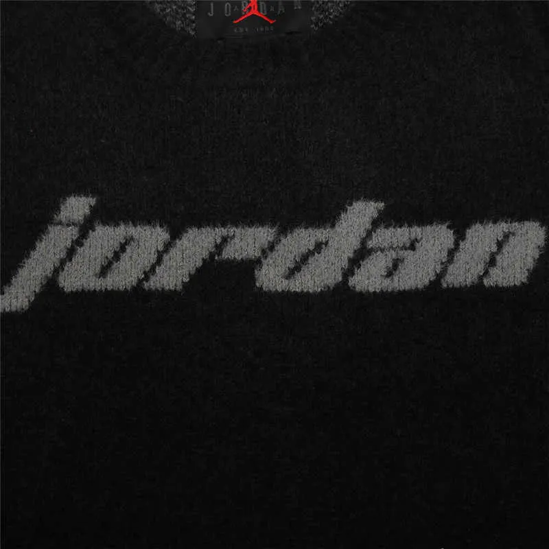 JORDAN Women's Sweater-6