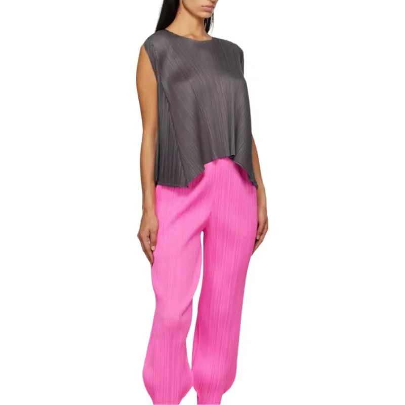 PLEATS PLEASE ISSEY MIYAKE Sleeveless Pleated Top-3