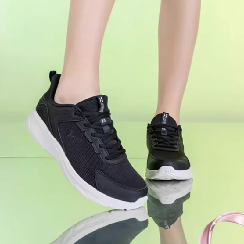 361° Wear Resistant Low Top Running Shoes Women's Black White-4
