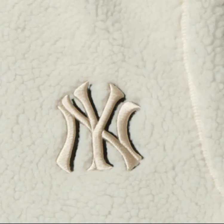 MLB New York Yankees Velvet Jackets Unisex Ivory White-2