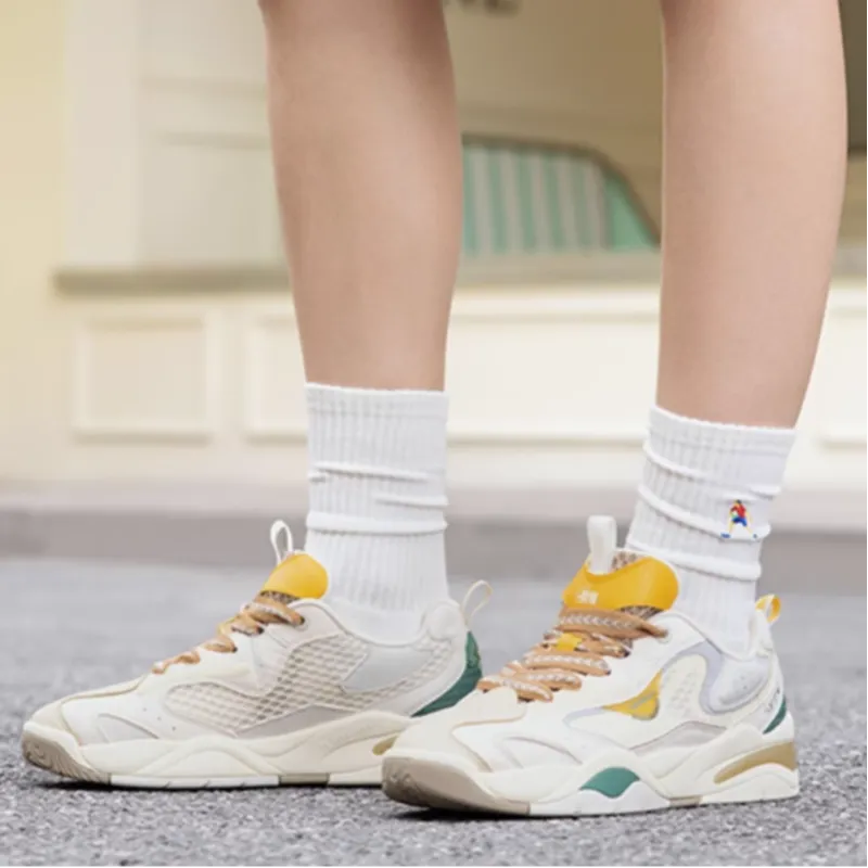 QIAODAN Wear-Resistant Height Increasing Low-Top Casual Shoes Men's Beige Yellow-3
