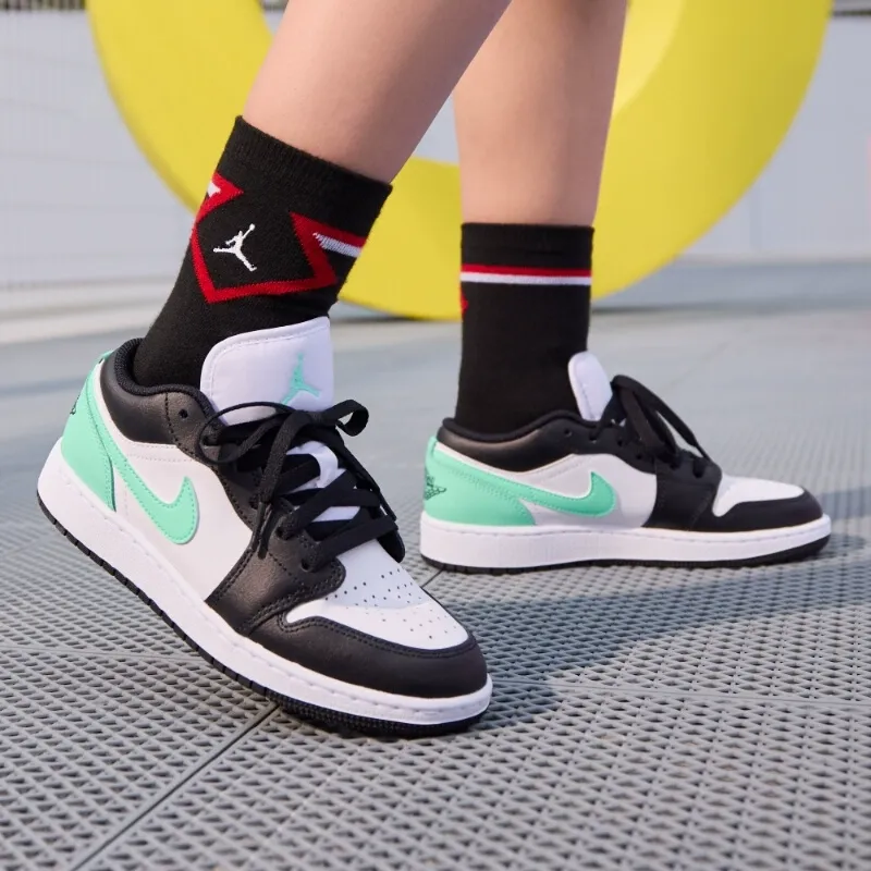 Jordan 1 Low Green Glow GS-1