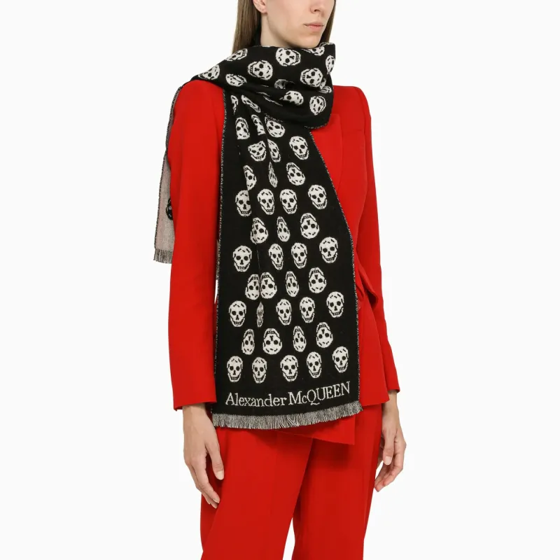 Alexander McQueen Allover Skull Intarsia Scarf-4