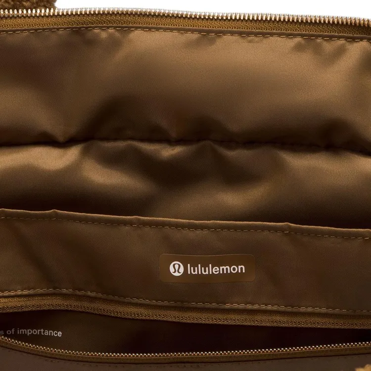 Lululemon Quilted Textured Brushed Fabric Tote Bag, Shopping Bag, Shoulder Bag Women's Caramel-4