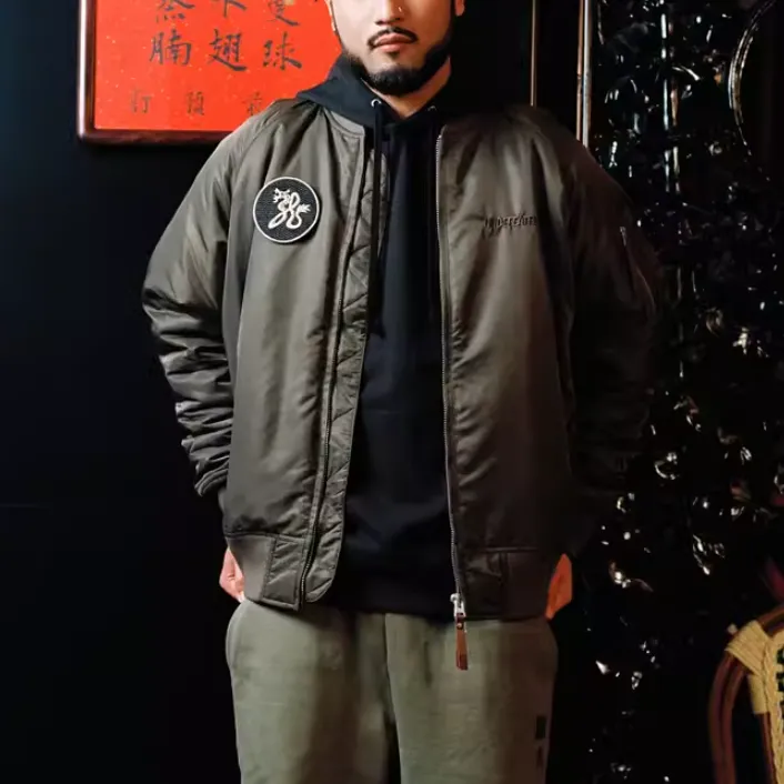 UNDEFEATED SS24 Puffer Jacket Unisex-4