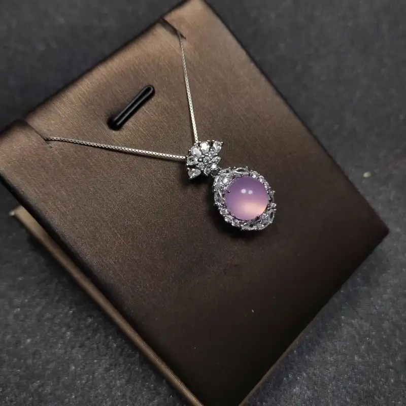 Grace Chalcedony Necklaces Women's-5
